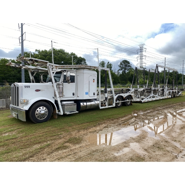 2016 PETERBILT 389 SLEEPER Car Carrier Truck