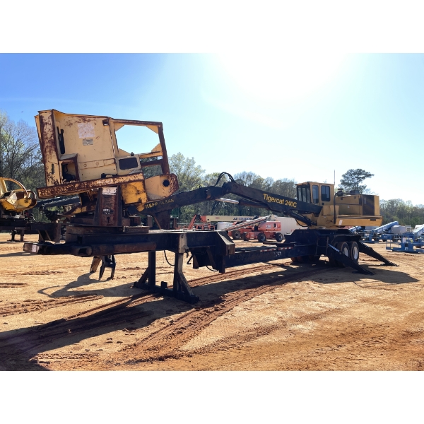 2007 TIGERCAT 240C Log Loader
