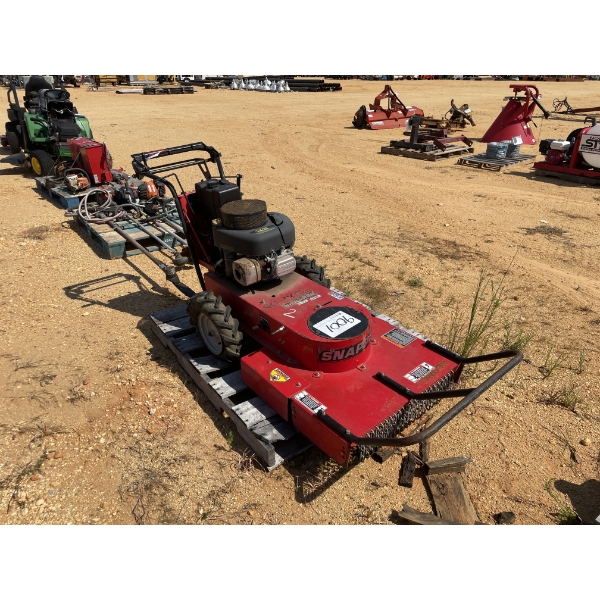 SNAPPER 26" BRUSH MOWER