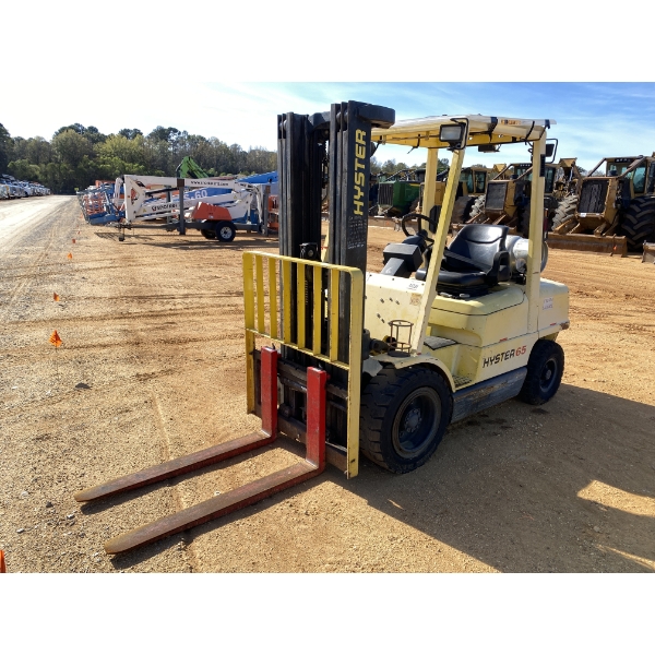 HYSTER H65XM Forklift - Mast