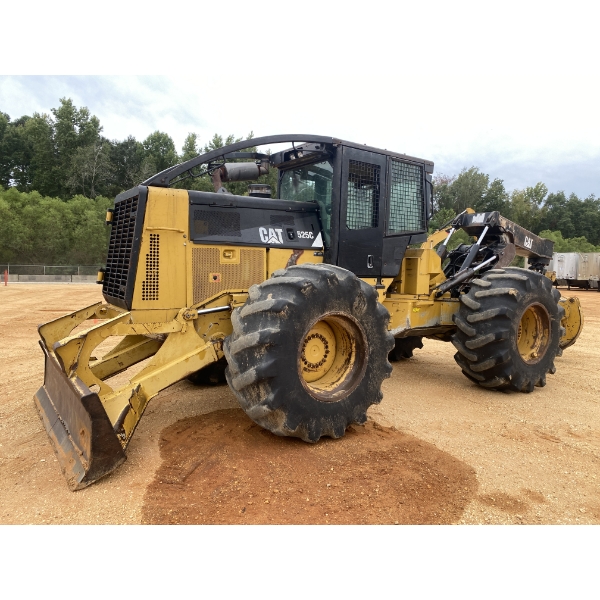 2010 CAT 525C Skidder