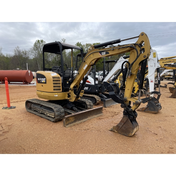 2012 CAT 302.7D CR Excavator - Mini