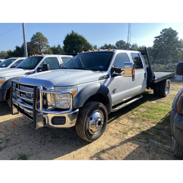 2012 FORD F450 XL Flatbed Truck