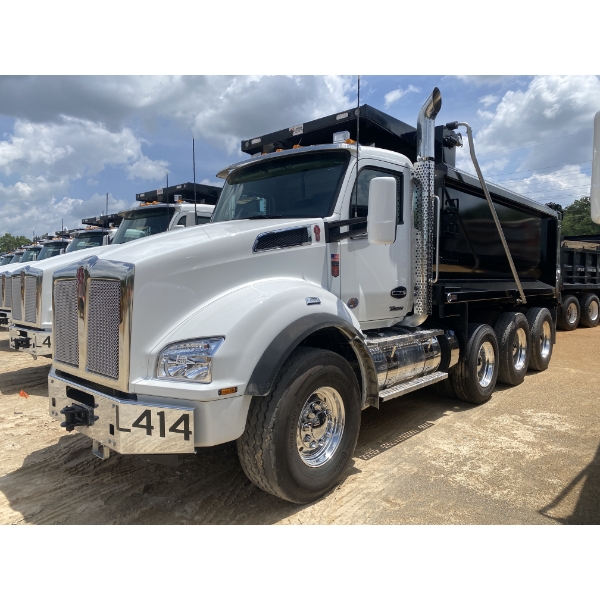 2025 KENWORTH T880 Dump Truck