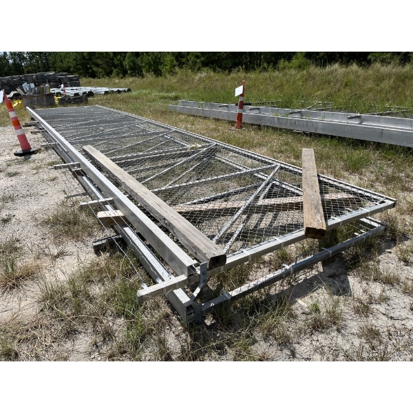 (2) 37' ALUMINUM GATES W/ CHAIN LINK