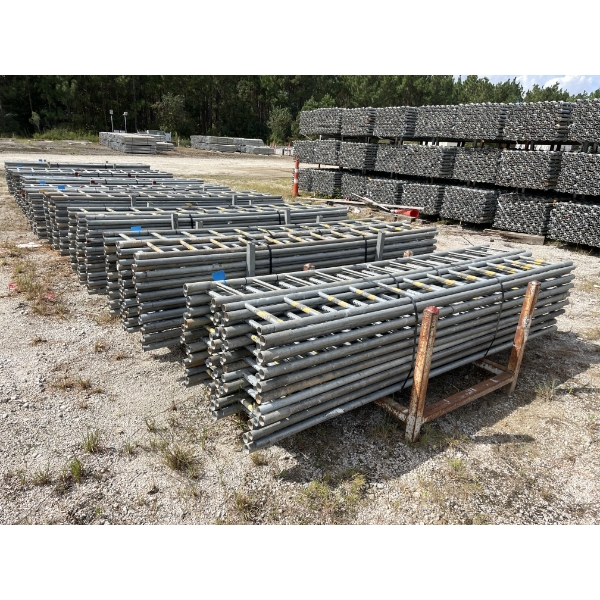 10' STEEL LADDER (WIDE) Aerial Work Platform