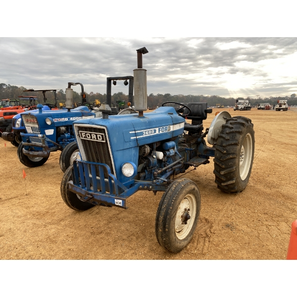1976 FORD 3600 Farm Tractor