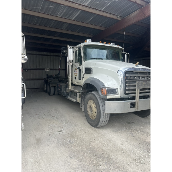 2026 MACK GR64F Roll Off Truck