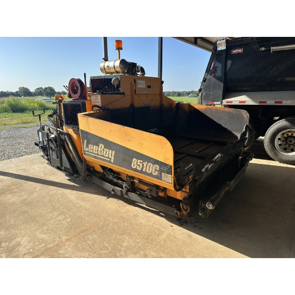 2016 LEEBOY 8510C Asphalt Paver