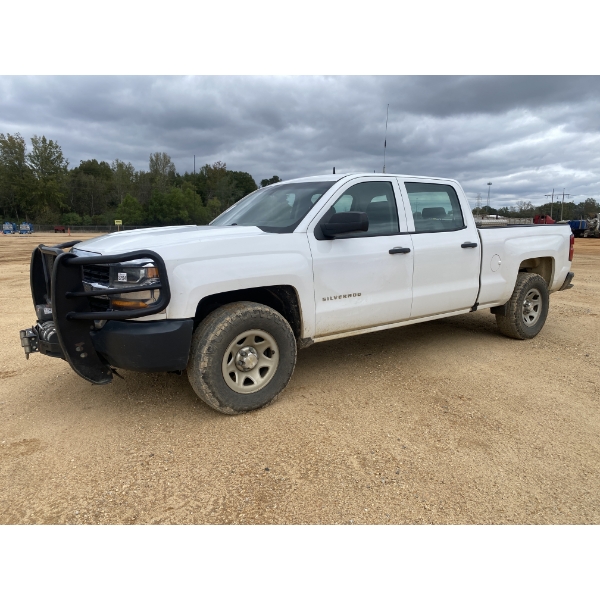2018 CHEVROLET SILVERADO Pickup Truck