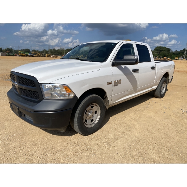 2022 RAM 1500 CLASSIC Pickup Truck