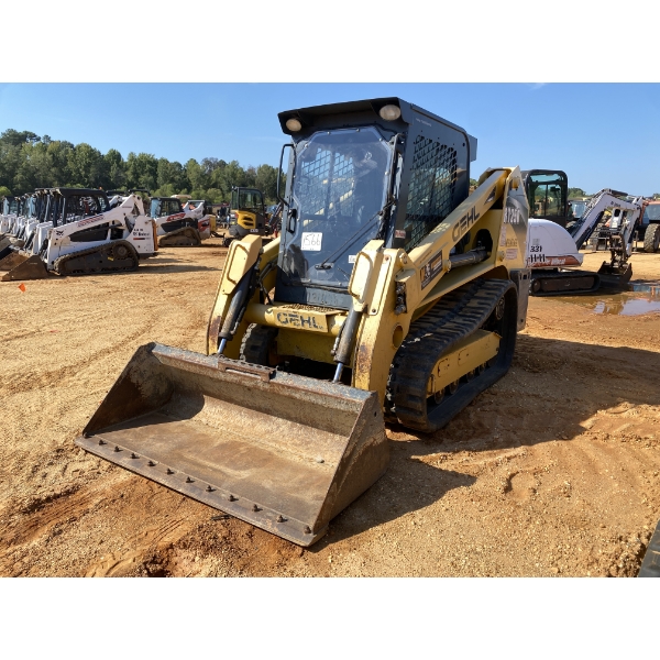 GEHL RT250 Skid Steer Loader - Crawler