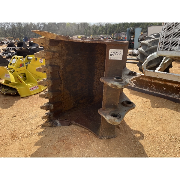 TAG 64" BUCKET