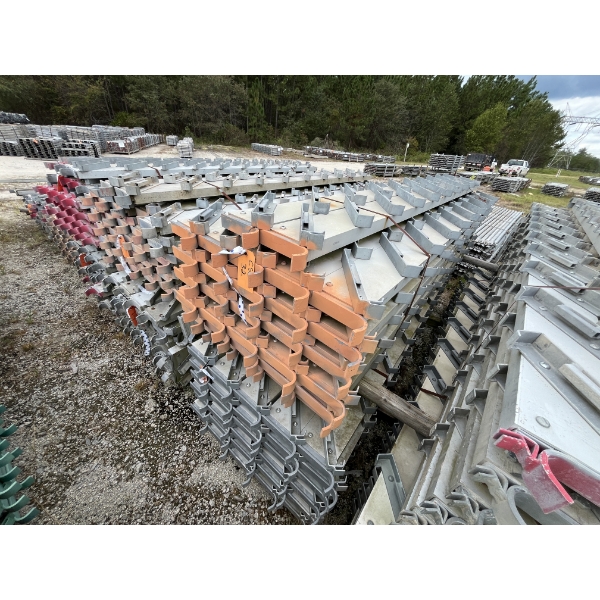 CUP LOCK 8' STAIR STRINGER - RIGHT Aerial Work Platform