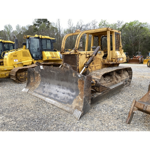 1989 KOMATSU D68E Dozer / Crawler Tractor