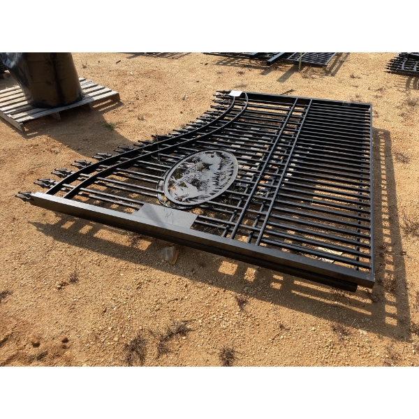 BI-PARTING GATE, 16' WILDLIFE SCENE