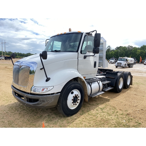 2009 INTERNATIONAL TRANSTAR 8600 Day Cab Truck