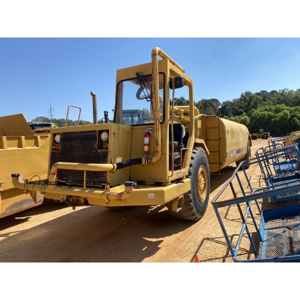 1992 CAT 613C Water Wagon