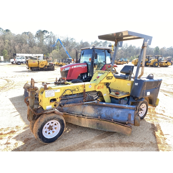 2011 TERRAMITE TSS48 Broom