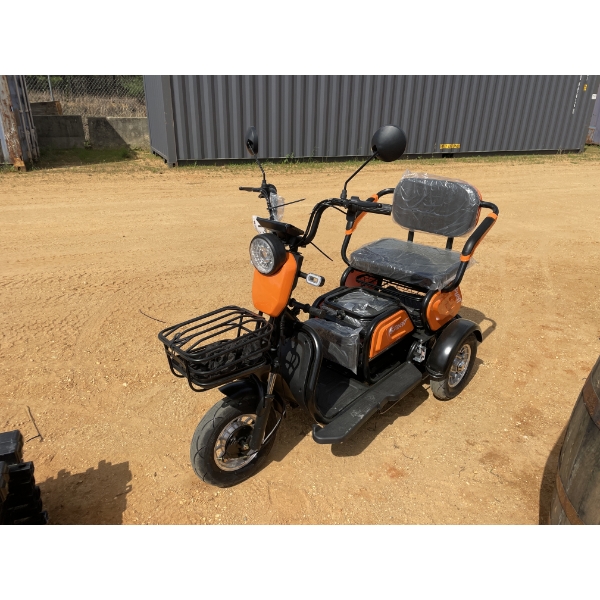 SPIRIT ELECTRIC TRIKE SCOOTER Motorcycles