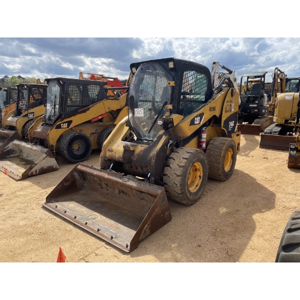 2011 CAT 246C Skid Steer Loader - Wheel
