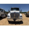 Image 6 : 2026 KENWORTH T880 Day Cab Truck