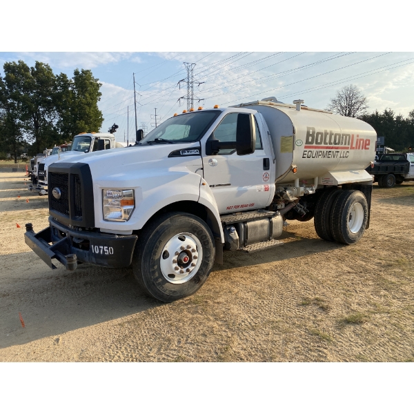 2023 FORD F750 Water Truck