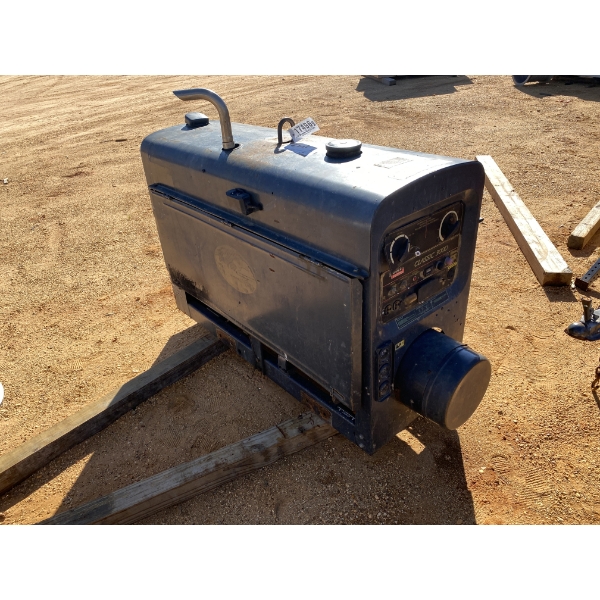 LINCOLN CLASSIC 300D WELDER