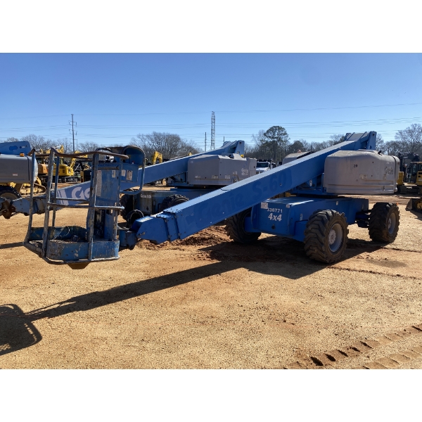 2001 GENIE S-60 Manlift