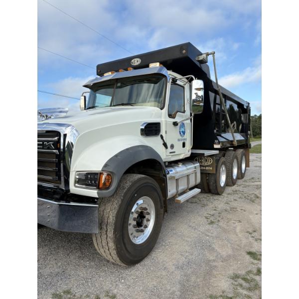 2025 MACK GR64F Dump Truck