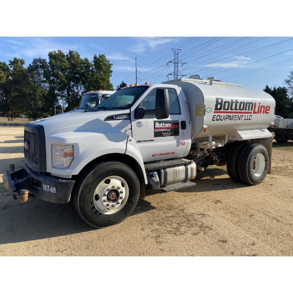 2023 FORD F750 Water Truck