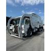 Image 1 : 2025 PETERBILT 520 Garbage / Sanitation Truck
