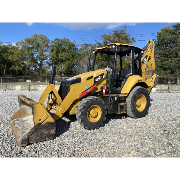 2017 CAT 420F2 Backhoe