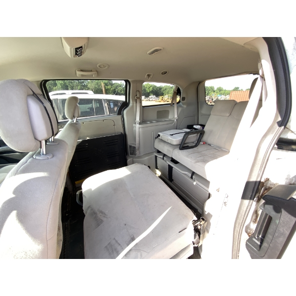 2016 DODGE GRAND CARAVAN Passenger Van - J.M. Wood Auction Company