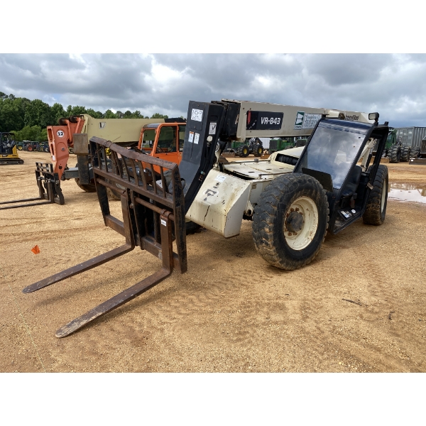 2001 INGERSOLL RAND VR-843 Forklift - Telehandler
