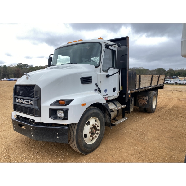 2023 MACK MD6 Flatbed Dump Truck