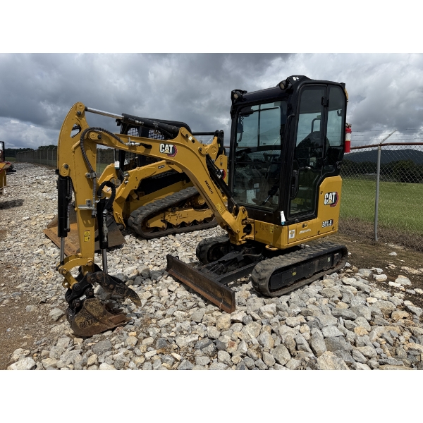 2023 CAT 301.8 Excavator - Mini