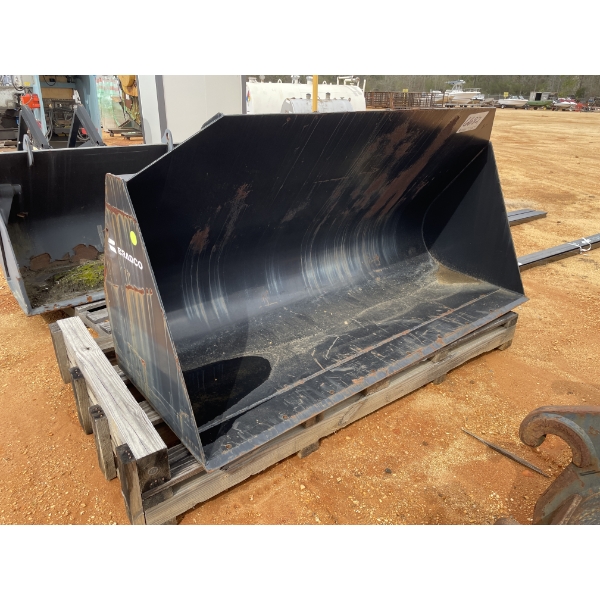 328/00319 BUCKET Loader Attachments