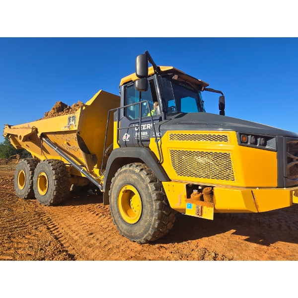 2023 JOHN DEERE 310P Articulated Truck