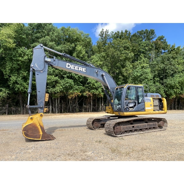 2017 JOHN DEERE 210G LC Excavator