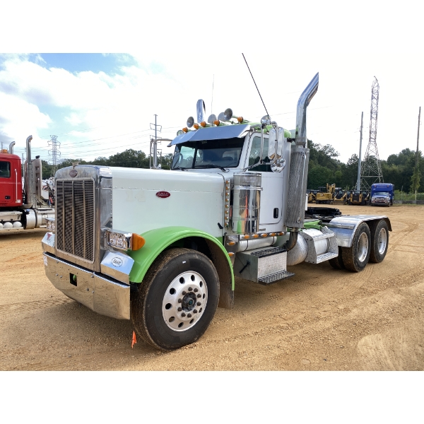 2007 PETERBILT 379 Day Cab Truck