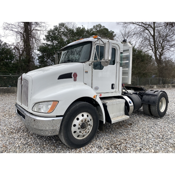 2018 KENWORTH T370 Day Cab Truck
