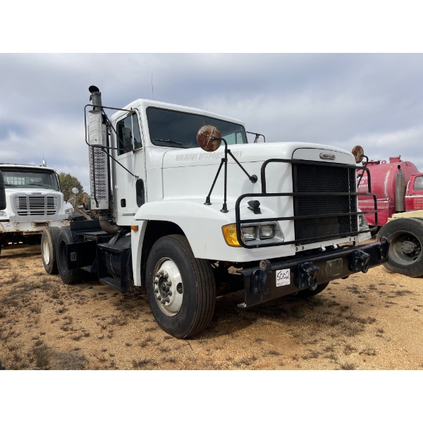 1992 FREIGHTLINER M915AT Day Cab Truck