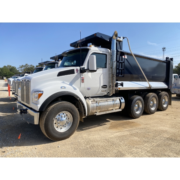 2025 KENWORTH T880S Dump Truck