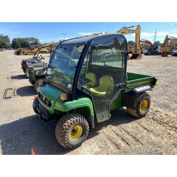 JOHN DEERE GATOR TS UTV