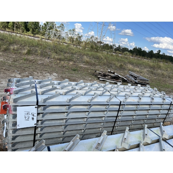 CUP LOCK 8' STAIR STRINGER - RIGHT Aerial Work Platform