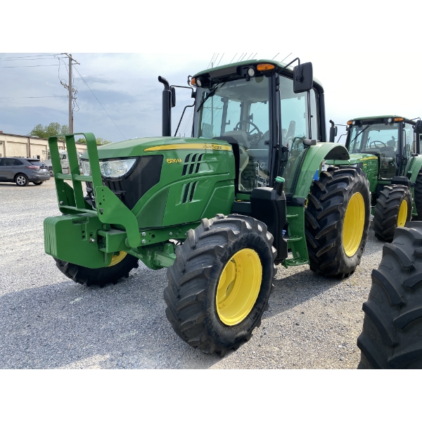2017 JOHN DEERE 6130M Farm Tractor