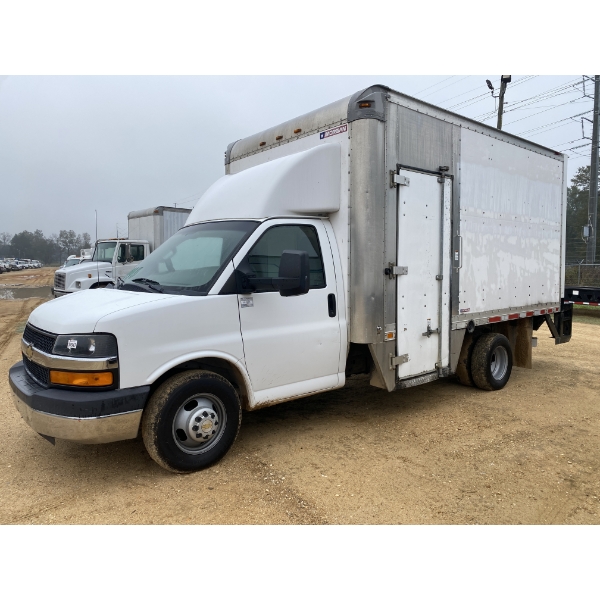 2016 CHEVROLET  Box Truck