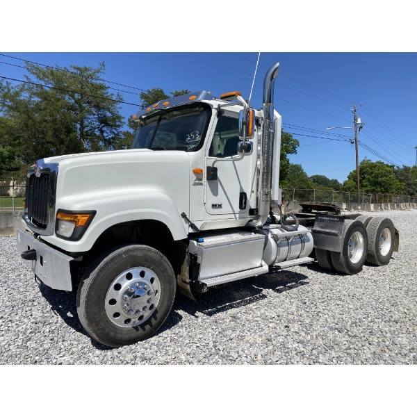 2021 INTERNATIONAL HX515 Day Cab Truck
