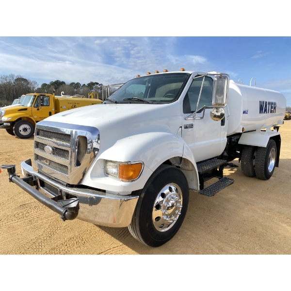 2007 FORD F650 Water Truck